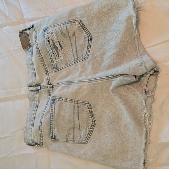 American Eagle Mom Shorts - Picture 4 of 4